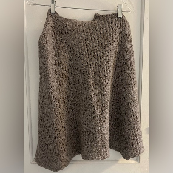 Jane Wheeler Poncho 100% wool- Hand knitted in England - Picture 4 of 4